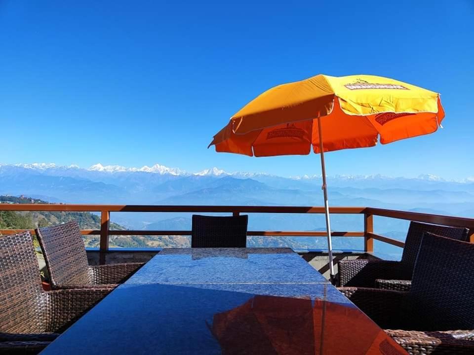 Everest Manla Resort Nagarkot Ngoại thất bức ảnh