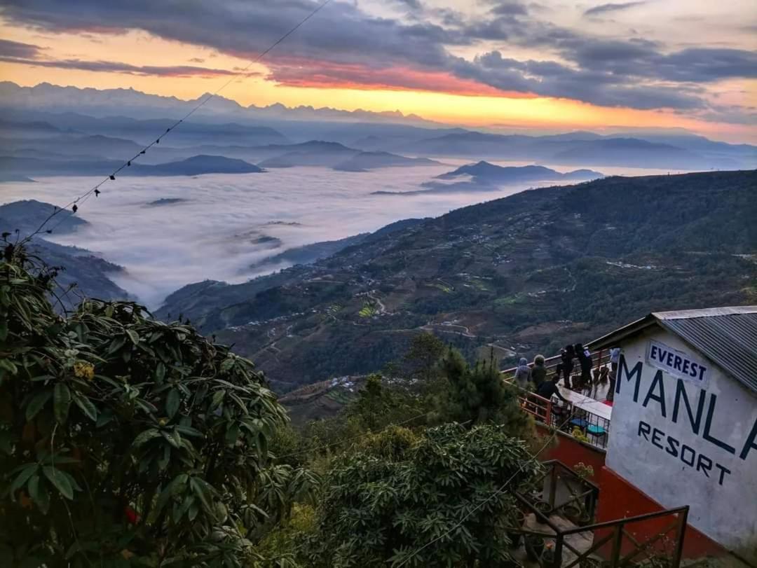 Everest Manla Resort Nagarkot Ngoại thất bức ảnh