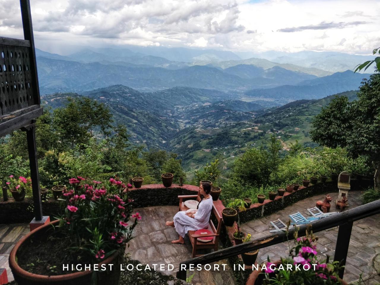 Everest Manla Resort Nagarkot Ngoại thất bức ảnh